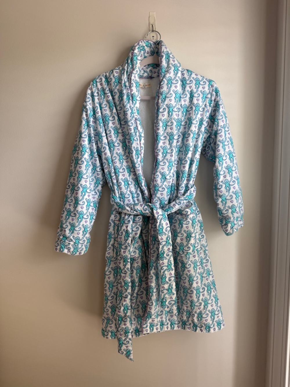 Roller Rabbit Lovely Monkey Cosmo Print Robe - Picture 3 of 5